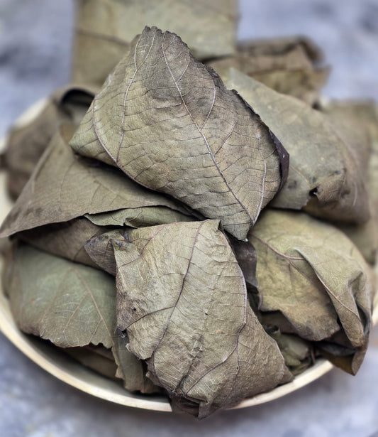 Akassa bio conservé et assaisonné à la feuille de tech bio