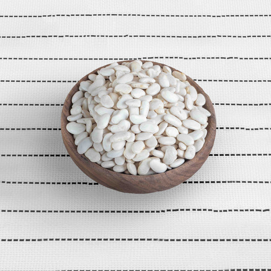 Protéine végétale présentée dans une assiette