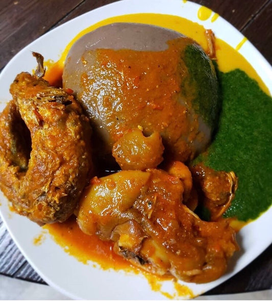 Plat de amala cuisiné et présenté